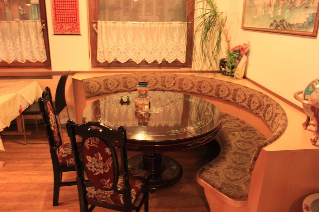 Pension & Restaurant Tsingdao Hörbranz Buitenkant foto